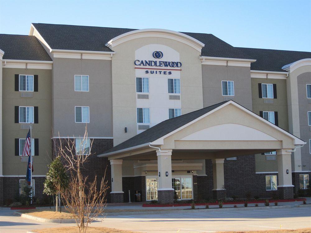 Candlewood Suites Del City By Ihg Bagian luar foto