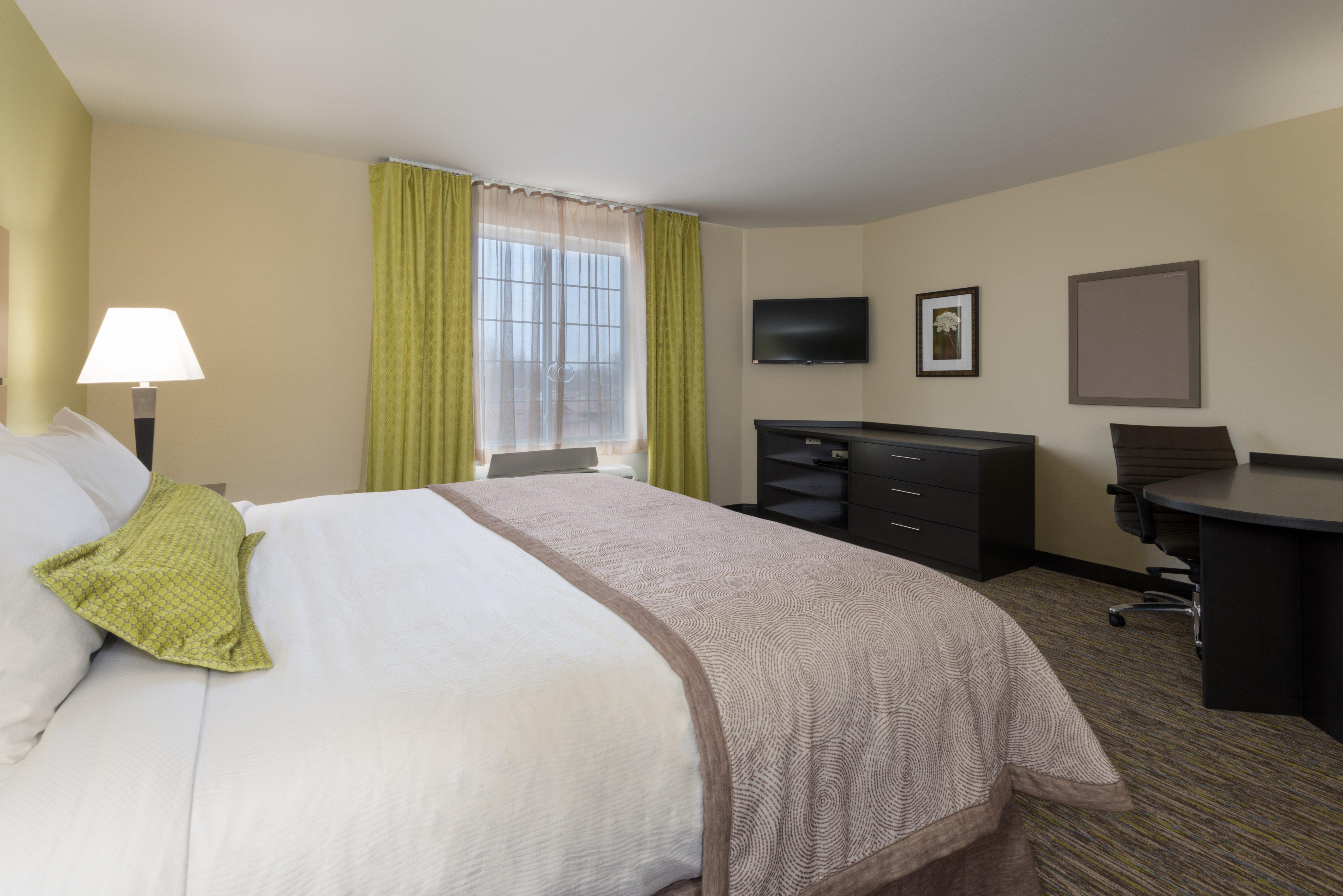 Candlewood Suites Del City By Ihg Bagian luar foto